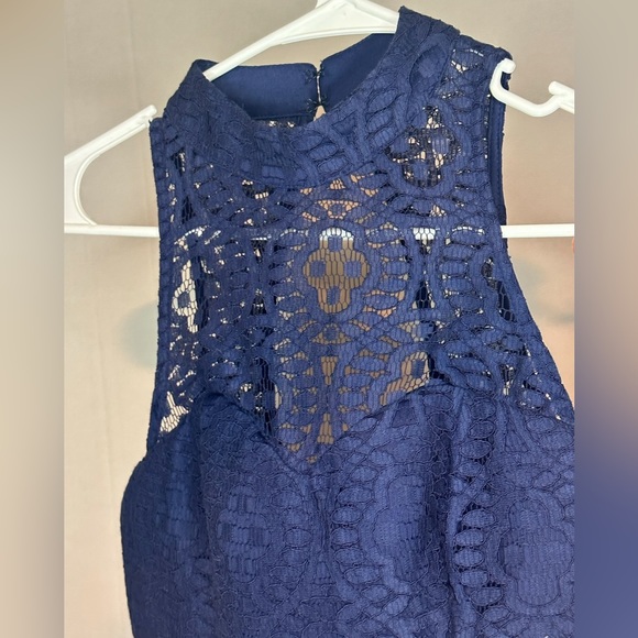 COPY - Sequin Heart’s exquisite lace crop top NWT - Picture 3 of 10